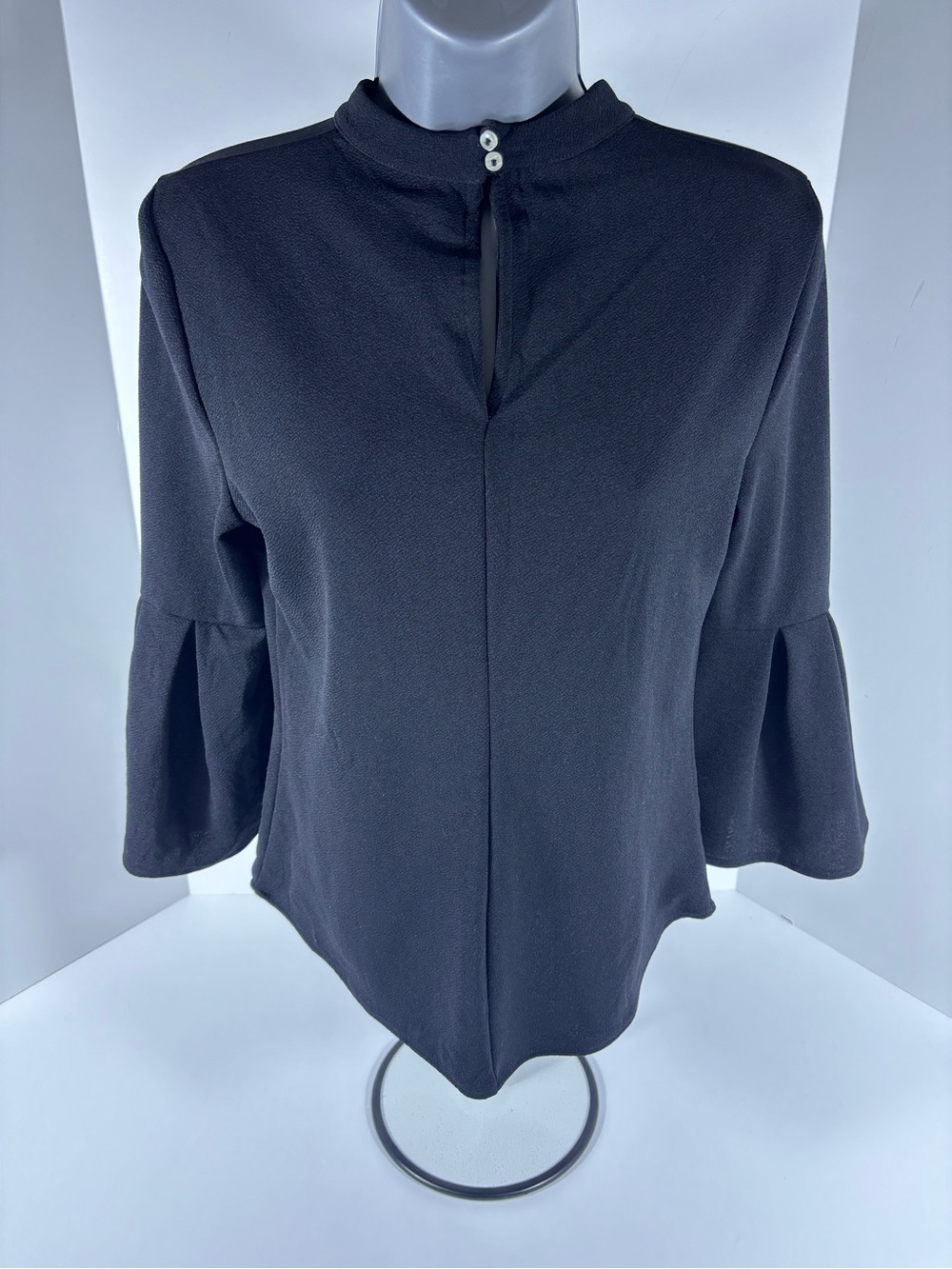 7th Avenue Design Studio Black Keyhole Bell Sleeve Blouse XS Elegant Career Top